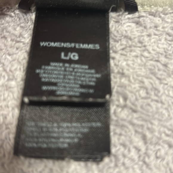 The North Face gray fuzzy, zip up jacket size large - Picture 5 of 9